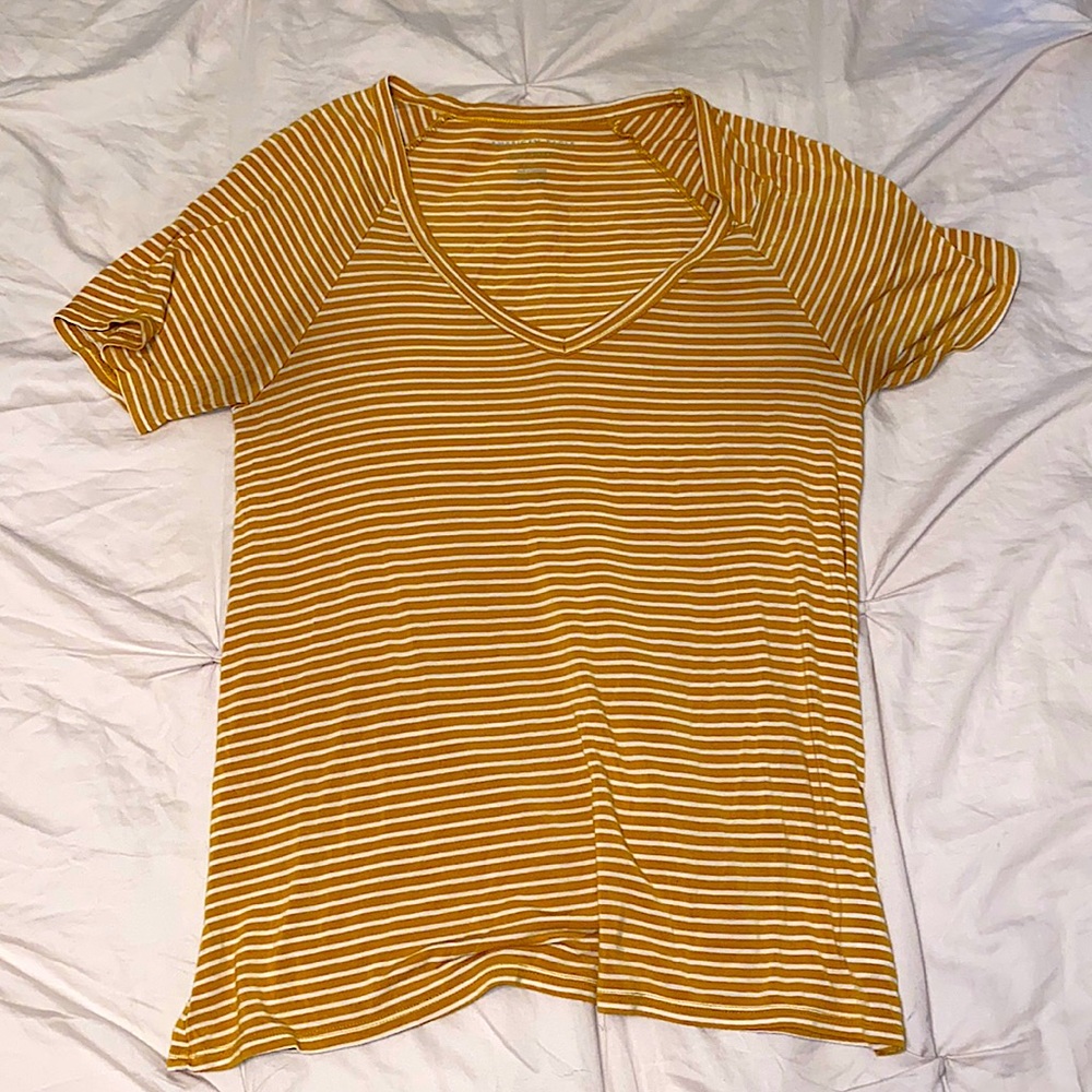 American Eagle "soft and sexy" V-Neck T-shirt
